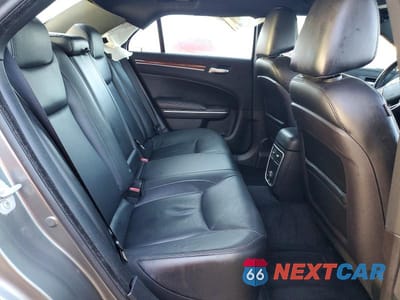 Zdjęcie 10 z 12 samochodu: 2012 CHRYSLER 300 LIMITED VIN:2C3CCACG7CH264372 - miniatura