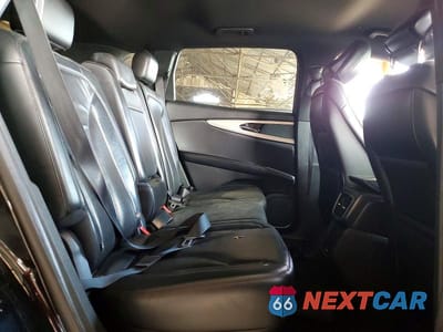 Zdjęcie 10 z 12 samochodu: 2020 LINCOLN NAUTILUS VIN:2LMPJ8J92LBL30944 - miniatura