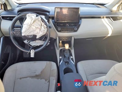 Zdjęcie 8 z 12 samochodu: 2024 TOYOTA COROLLA CROSS L VIN:7MUAAAAG1RV111353 - miniatura