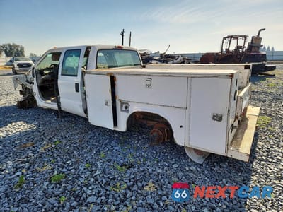 Drugie zdjęcie samochodu z przodu: 2005 FORD F350 SUPER DUTY UTILITY / SERVICE TRUCK VIN:1FTWW32P35EC45938 - miniatura