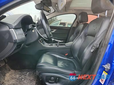 Zdjęcie 7 z 12 samochodu: 2017 JAGUAR XF 20D 4DR AWD VIN:SAJBK4BN6HCY42694 - miniatura