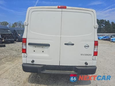 Zdjęcie 6 z 13 samochodu: 2020 NISSAN NV 2500 HD UTILITY / SERVICE VAN VIN:1N6BF0KY6LN806648 - miniatura