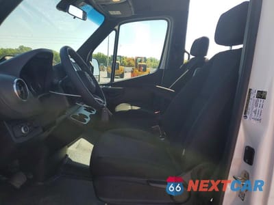 Zdjęcie 7 z 13 samochodu: 2026 MERCEDES BENZ SPRINTER 2500 VIN:W1Z4KFHY6TT604350 - miniatura