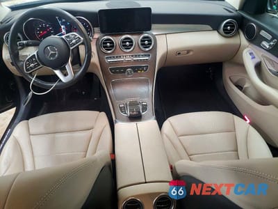 Zdjęcie 8 z 12 samochodu: 2019 MERCEDES-BENZ C 300 4MATIC VIN:55SWF8EB6KU318368 - miniatura