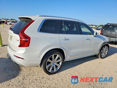 Trzecie zdjęcie samochodu z tyłu: 2017 VOLVO XC90 T6 VIN:YV4A22PL2H1184080 - miniatura