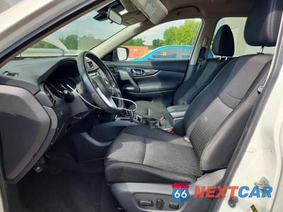 Zdjęcie 7 z 12 samochodu: 2019 NISSAN ROGUE SV VIN:KNMAT2MV2KP553319 - miniatura
