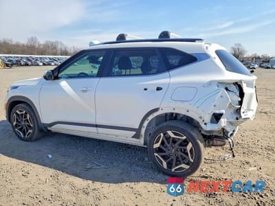 Drugie zdjęcie samochodu z przodu: 2024 KIA SELTOS SX VIN:KNDETCA76R7556165 - miniatura