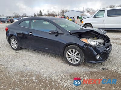Czwarte zdjęcie samochodu z boku: 2016 KIA FORTE KOUP EX VIN:KNAFX6A88G5632896 - miniatura