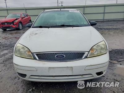 Piąte zdjęcie samochodu w środku: 2005 FORD FOCUS ZX4 VIN:1FAFP34N75W225250 - miniatura