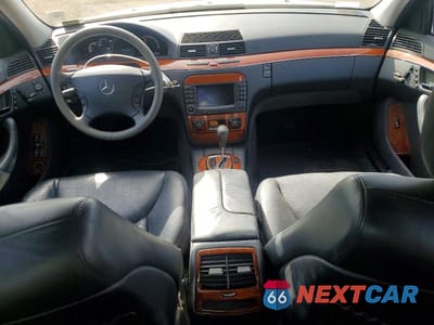 Zdjęcie 8 z 13 samochodu: 2006 MERCEDES-BENZ S VIN:WDBNG70J26A462385 - miniatura