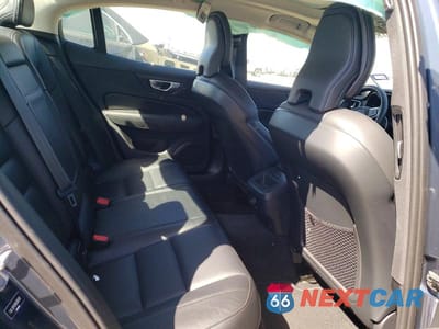 Zdjęcie 10 z 12 samochodu: 2024 VOLVO S60 CORE VIN:7JRL12FK0RG298392 - miniatura