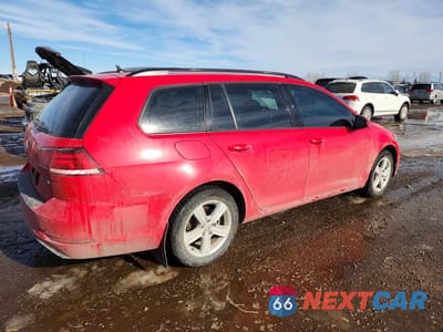 Trzecie zdjęcie samochodu z tyłu: 2019 VOLKSWAGEN GOLF SPORTWAGEN S VIN:3VW117AU1KM507448 - miniatura