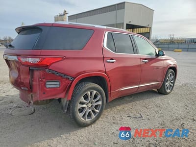 Trzecie zdjęcie samochodu z tyłu: 2018 CHEVROLET TRAVERSE PREMIER VIN:1GNEVJKW8JJ147233 - miniatura