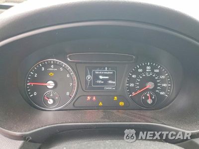Zdjęcie 9 z 12 samochodu: 2017 KIA SORENTO VIN:5XYPGDA37HG321761 - miniatura