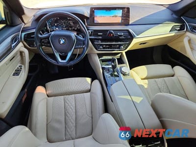 Zdjęcie 8 z 13 samochodu: 2021 BMW 530 XI VIN:WBA13BJ0XMWX21903 - miniatura