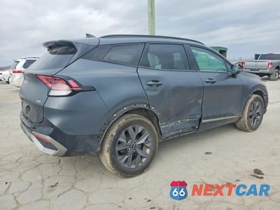 Trzecie zdjęcie samochodu z tyłu: 2023 KIA SPORTAGE HYBRID SX-PRESTIGE VIN:KNDPXCAG8P7031747 - miniatura