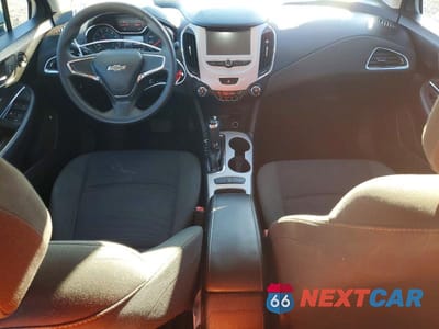 Zdjęcie 8 z 12 samochodu: 2016 CHEVROLET CRUZE LS VIN:1G1BC5SM9G7315189 - miniatura