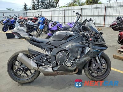 2023 YAMAHA YZFR1 JYARN66YXPA001035 - główne zdjęcie licytacji z USA - miniatura