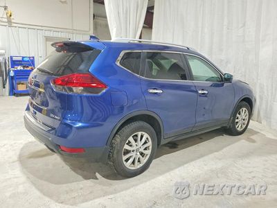 Trzecie zdjęcie samochodu z tyłu: 2017 NISSAN ROGUE SV VIN:5N1AT2MV3HC869212 - miniatura