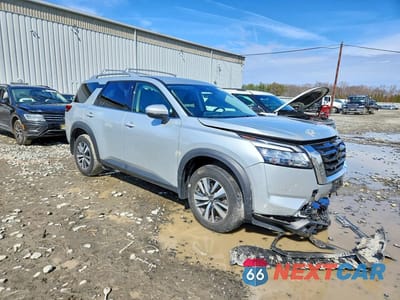 Czwarte zdjęcie samochodu z boku: 2024 NISSAN PATHFINDER SL VIN:5N1DR3CCXRC215746 - miniatura