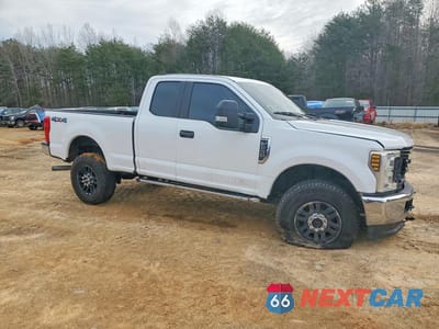 Czwarte zdjęcie samochodu z boku: 2019 FORD F250 VIN:1FT7X2B68KEF21397 - miniatura