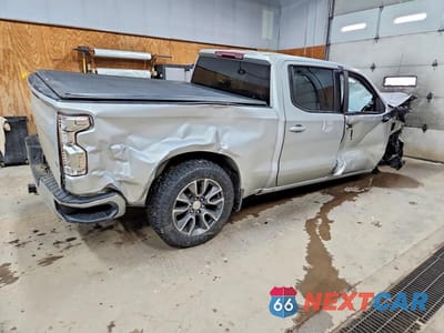 Trzecie zdjęcie samochodu z tyłu: 2022 CHEVROLET SILVERADO LTD K1500 LT VIN:3GCUYDED3NG163743 - miniatura