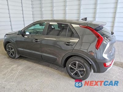 Drugie zdjęcie samochodu z przodu: 2026 KIA NIRO LX VIN:KNDCP3LE7T5324037 - miniatura