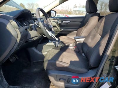 Zdjęcie 7 z 14 samochodu: 2019 NISSAN ROGUE SV VIN:5N1AT2MT2KC719646 - miniatura