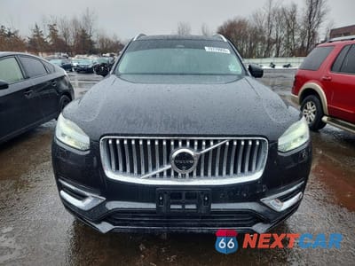 Piąte zdjęcie samochodu w środku: 2024 VOLVO XC90 PLUS VIN:YV4H60CE9R1179362 - miniatura