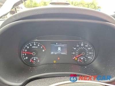 Zdjęcie 9 z 14 samochodu: 2021 KIA SOUL LX VIN:KNDJ23AU8M7139288 - miniatura