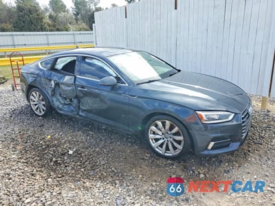 Czwarte zdjęcie samochodu z boku: 2018 AUDI A5 PREMIUM PLUS VIN:WAUBNCF54JA036068 - miniatura