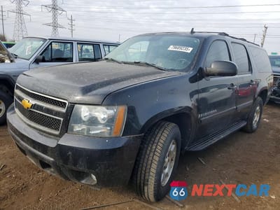 2008 CHEVROLET SUBURBAN C1500 LS 3GNFC16048G174151 - główne zdjęcie licytacji z USA - miniatura