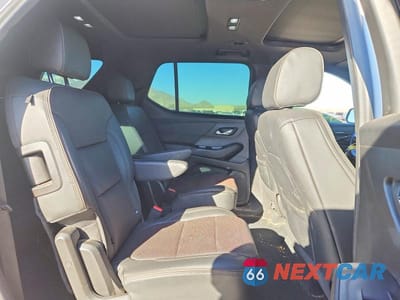 Zdjęcie 11 z 13 samochodu: 2022 CHEVROLET TRAVERSE HIGH COUNTRY VIN:1GNEVNKW2NJ180984 - miniatura