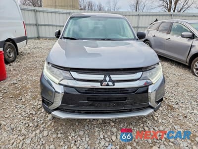Piąte zdjęcie samochodu w środku: 2017 MITSUBISHI OUTLANDER ES VIN:JA4AD2A36HZ015424 - miniatura