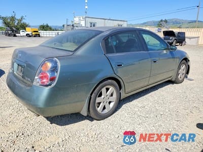 Trzecie zdjęcie samochodu z tyłu: 2004 NISSAN ALTIMA 2.5 VIN:1N4AL11D74C155724 - miniatura