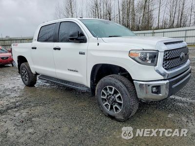 Czwarte zdjęcie samochodu z boku: 2018 TOYOTA TUNDRA CREWMAX SR5 VIN:5TFDY5F12JX758941 - miniatura