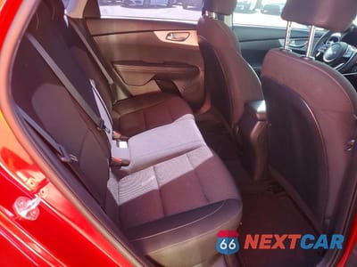 Zdjęcie 10 z 12 samochodu: 2023 KIA FORTE LXS VIN:3KPF24AD7PE543697 - miniatura