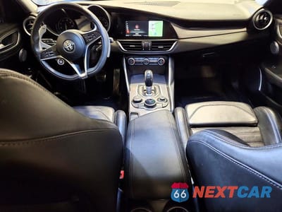 Zdjęcie 8 z 12 samochodu: 2019 ALFA ROMEO GIULIA TI VIN:ZARFANBN8K7601315 - miniatura