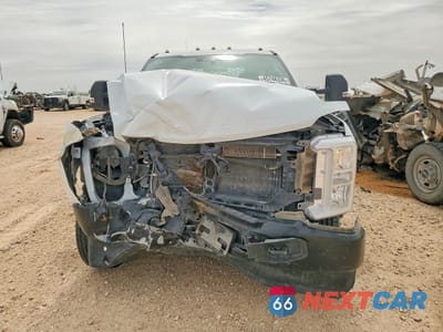 Piąte zdjęcie samochodu w środku: 2025 FORD F350 SUPER DUTY FLATBED TRUCK VIN:1FD8W3HT4SEC33236 - miniatura