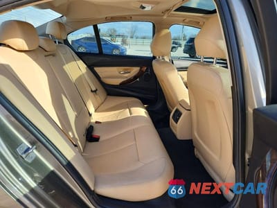Zdjęcie 10 z 12 samochodu: 2017 BMW 320 I VIN:WBA8E1G57HNU14917 - miniatura
