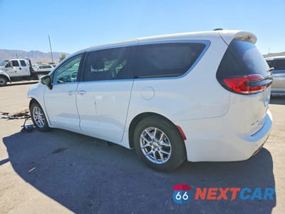 Drugie zdjęcie samochodu z przodu: 2023 CHRYSLER PACIFICA TOURING L VIN:2C4RC1BG2PR530789 - miniatura