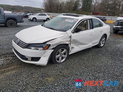 2013 VOLKSWAGEN PASSAT SE 1VWBP7A32DC062622 - główne zdjęcie licytacji z USA - miniatura