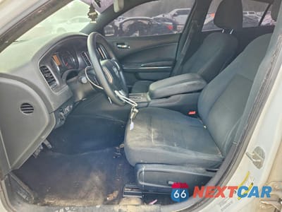 Zdjęcie 7 z 12 samochodu: 2011 DODGE CHARGER VIN:2B3CL3CG9BH587068 - miniatura