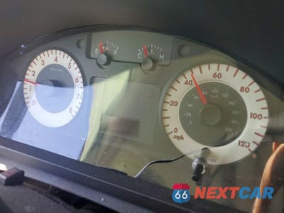 Zdjęcie 9 z 11 samochodu: 2011 MAZDA TRIBUTE I VIN:4F2CY0C74BKM02545 - miniatura