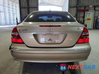 Zdjęcie 6 z 11 samochodu: 2003 MERCEDES-BENZ E 320 VIN:WDBUF65J63A283764 - miniatura