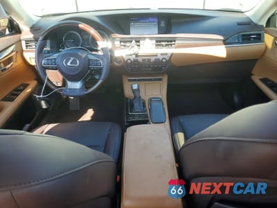 Zdjęcie 8 z 13 samochodu: 2018 LEXUS ES 350 BASE VIN:58ABK1GG8JU105508 - miniatura