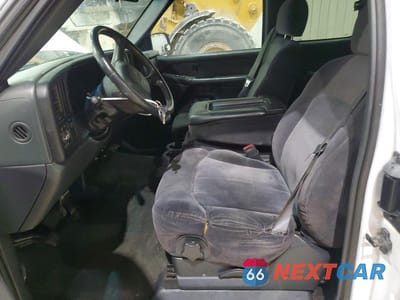 Zdjęcie 7 z 12 samochodu: 2001 CHEVROLET SILVERADO C1500 VIN:2GCEC19VX11325620 - miniatura
