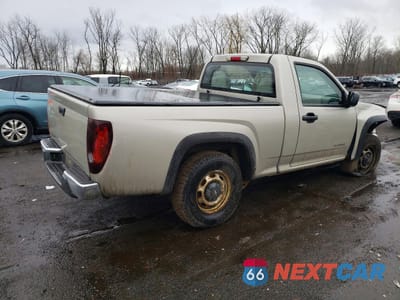 Trzecie zdjęcie samochodu z tyłu: 2004 CHEVROLET COLORADO VIN:1GCDT148348190429 - miniatura