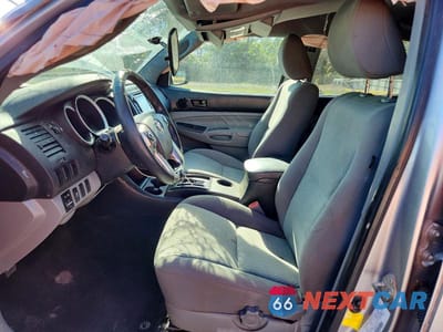 Zdjęcie 7 z 12 samochodu: 2014 TOYOTA TACOMA VIN:5TFJX4GN2EX030415 - miniatura