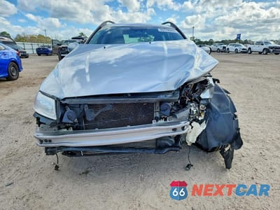 Piąte zdjęcie samochodu w środku: 2011 VOLVO XC70 T6 VIN:YV4902BZ2B1105907 - miniatura
